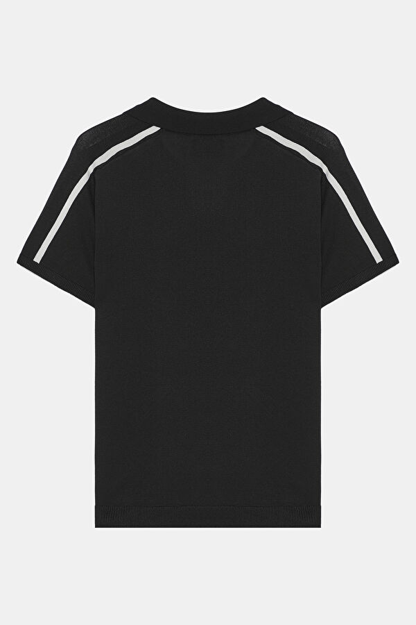 Black Tshirt 2