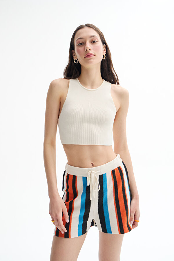Ecru Bicycle Collar Blouse