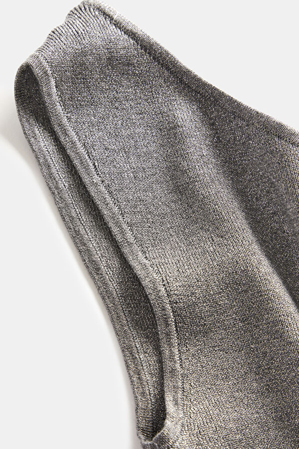 Grey Sleeveless Women's Blouse 3