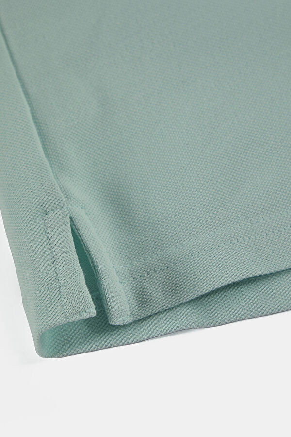 Light Blue Polo Collar Men's T-Shirt 6