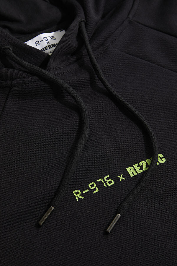 Men's Black Hooded Sweatshirt 3