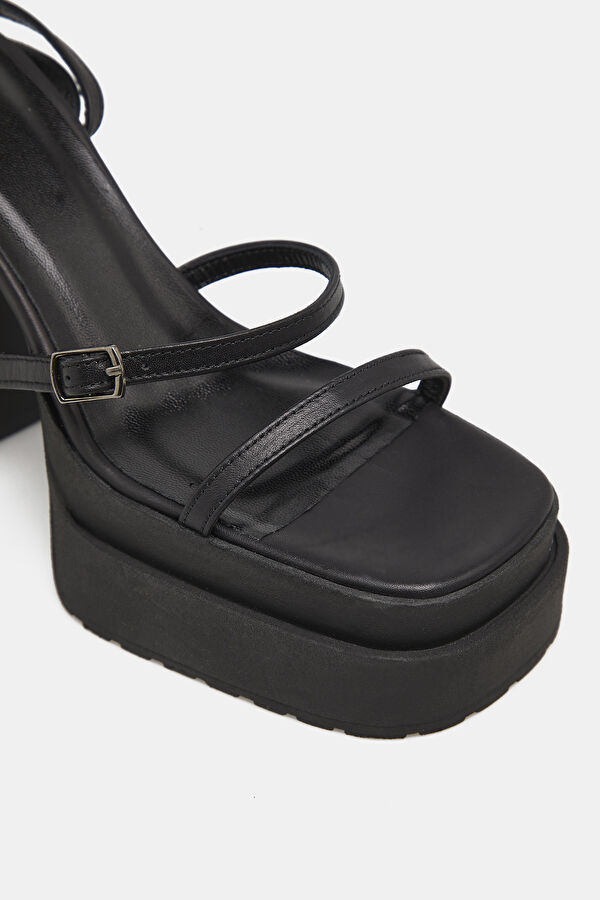 Black Shoe 4
