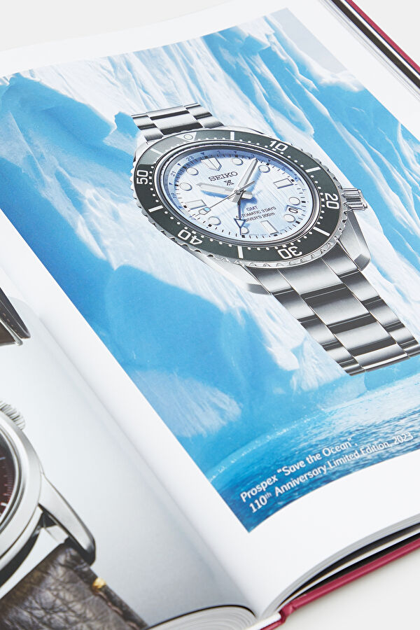 The Watch Book Compendium 12