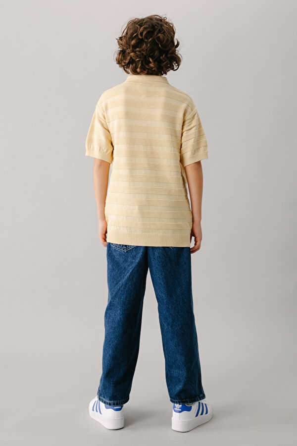 Yellow Tshirt 3