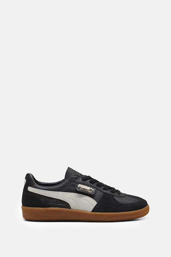 Black Sneaker