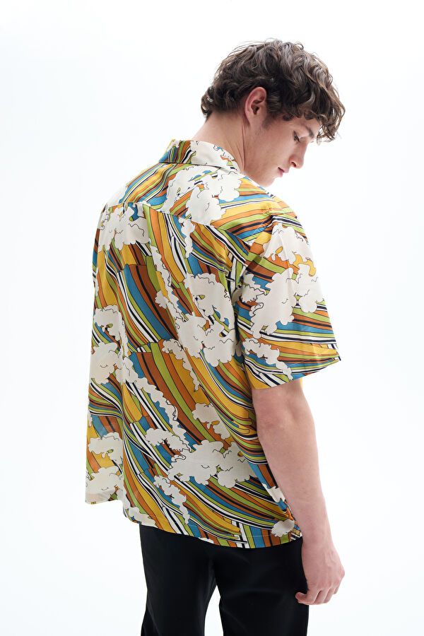 Relax Fit Multicolor Design Filled Retro Shirt 2