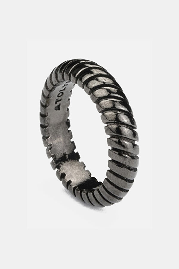 Snake Chain Ring in Gun Metal