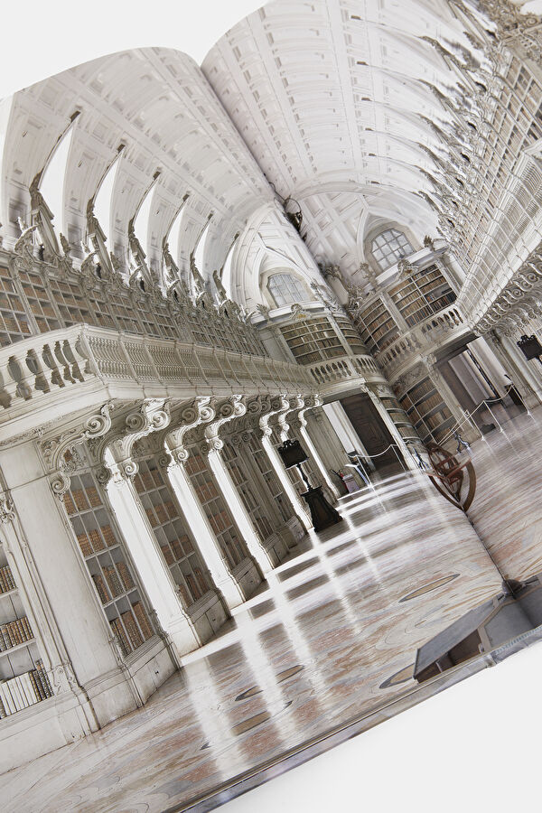 The World’S Most Beautiful Libraries 11