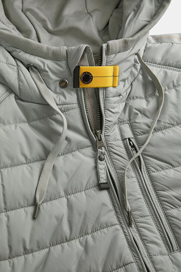Gri Mont 6