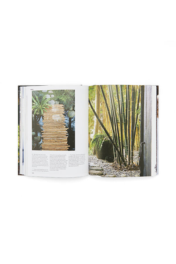 Living in Bali. 45th Ed. 5
