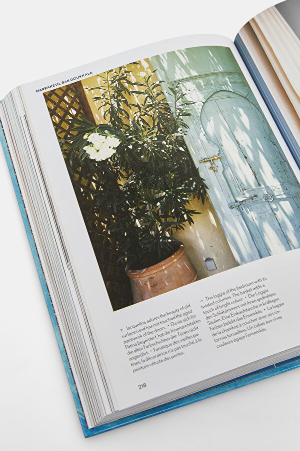Living in Morocco. 45th Ed. 9