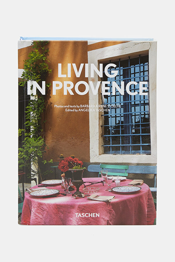 Living in Provence. 40th Ed.