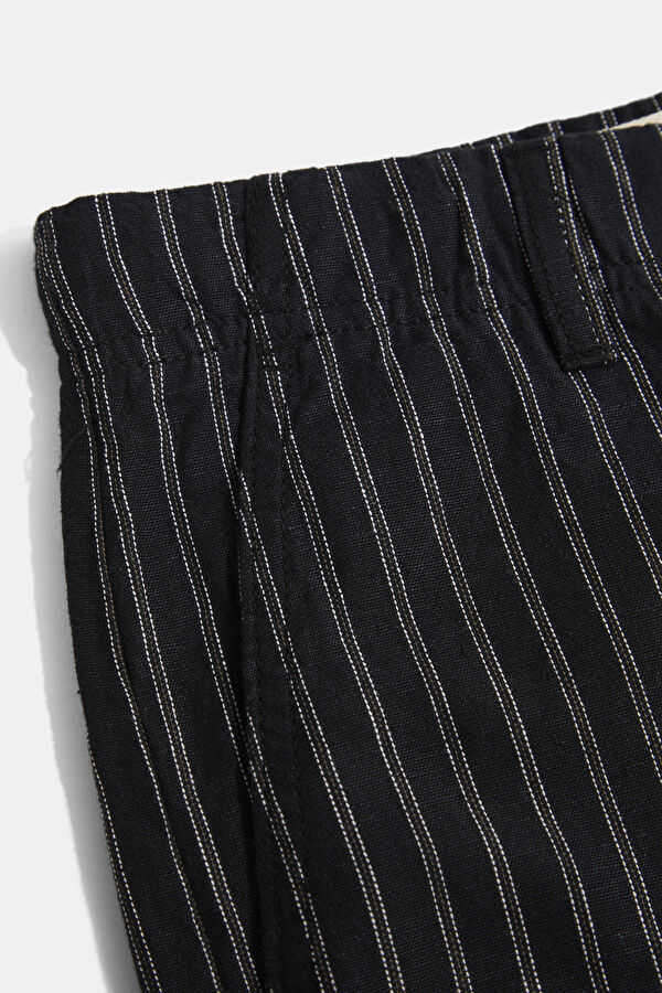 Black Linen Men's Shorts 4
