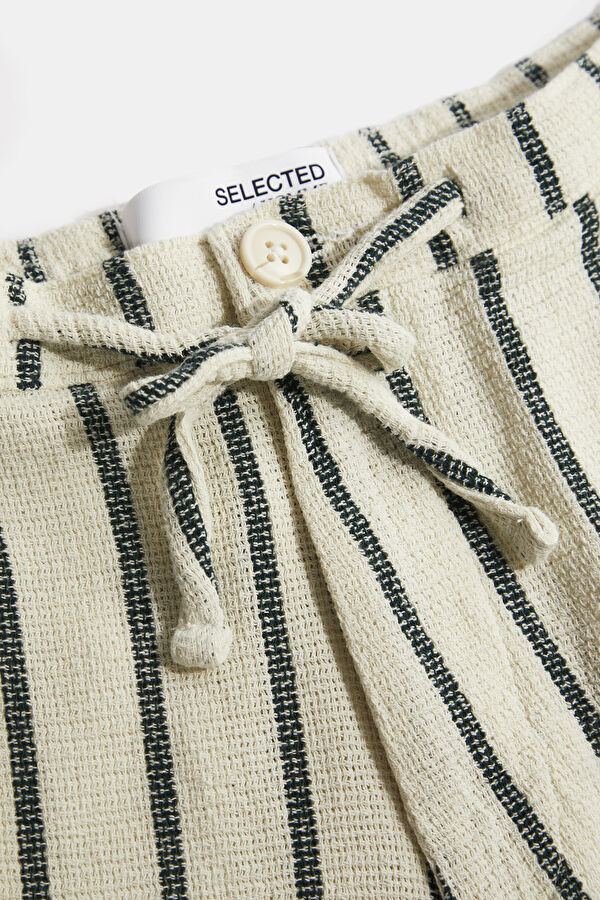 Cream Linen Shorts 5