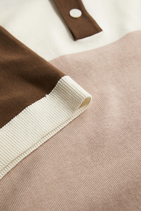 Polo Yaka Diagonal Çizgili Açık Pembe T-Shirt 4
