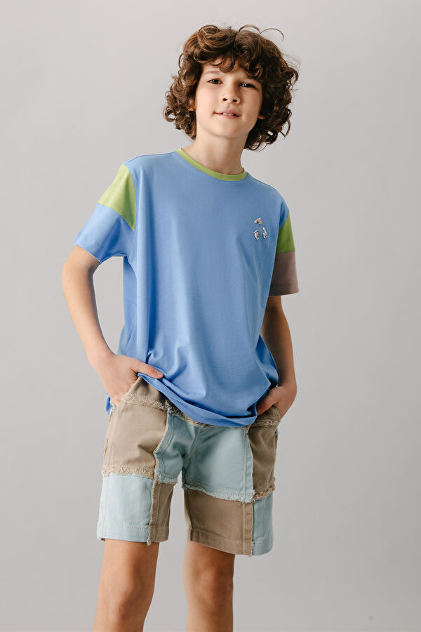 Çok Renkli Bisiklet Yaka T-Shirt