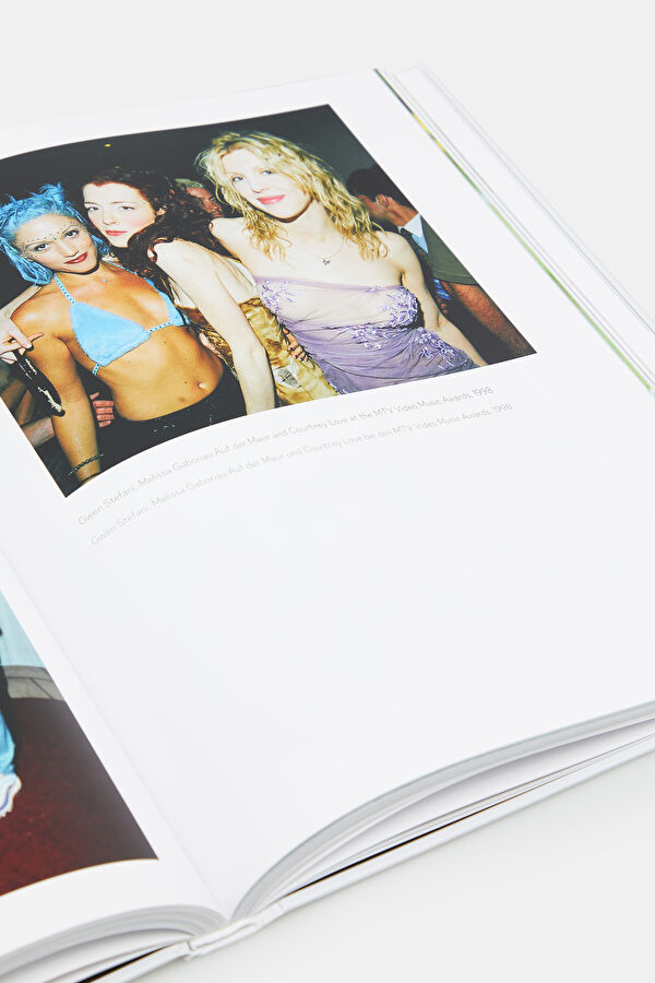 The 1990s Fashion Book 7