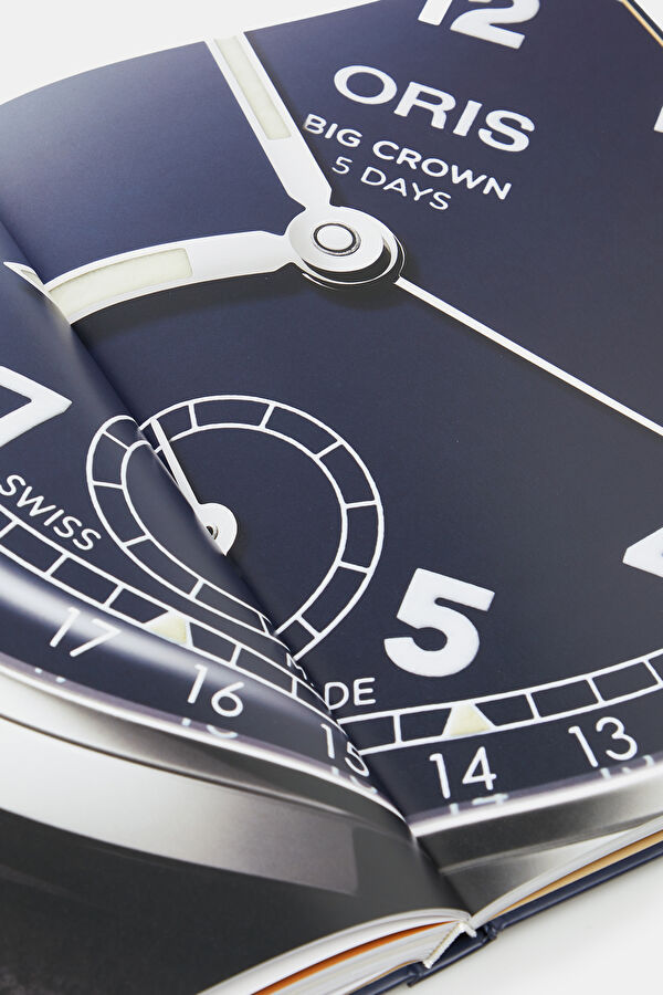 The Watch Book – Oris 9
