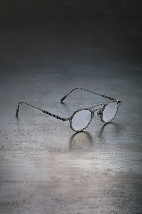 Silver Glasses 2