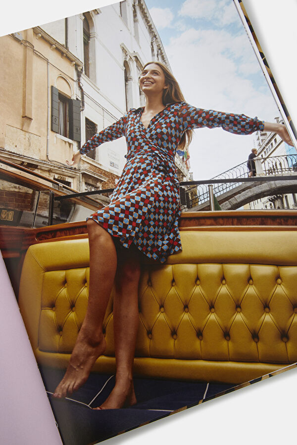 DVF: Woman Before Fashion 8