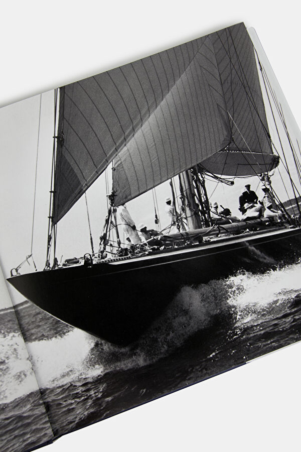 On The Water 1000 Yachts/Mystic 6