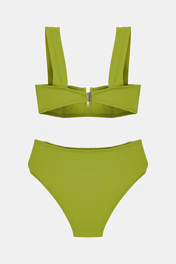 Victoria Low Rise Bottom Green Buckle Bikini 2