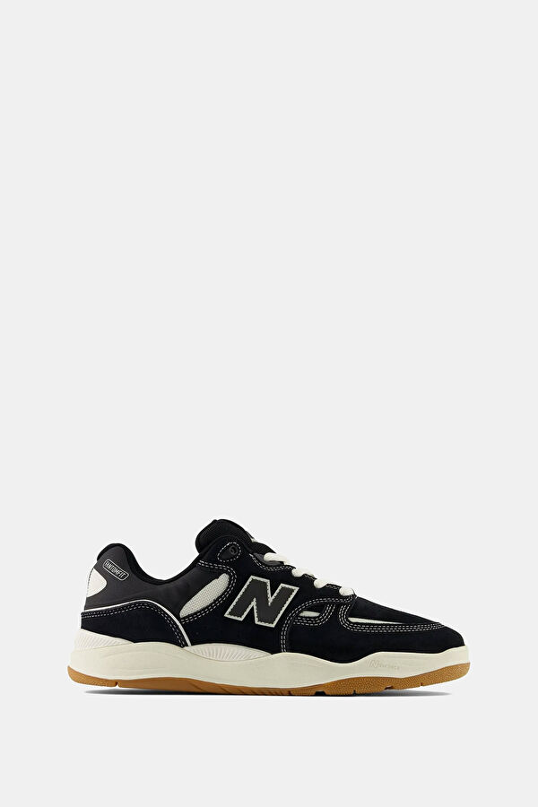 Black Sneaker