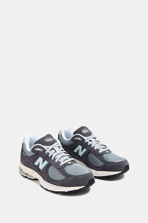 2002 Gray Men's Sports Shoes 2