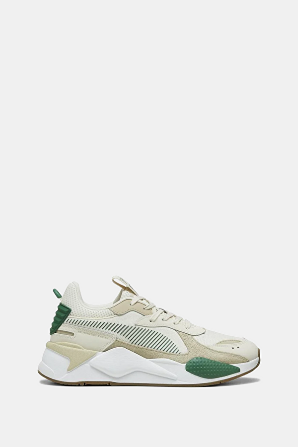 Cream Sneaker