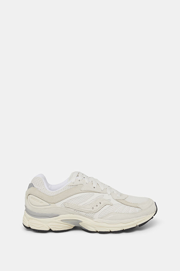 Progrid Omni White Men's Sports Shoes