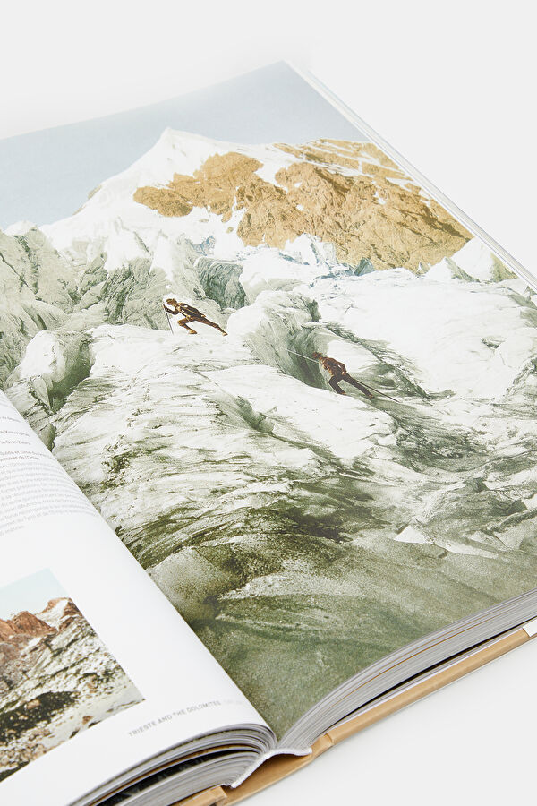 Multicolor Book 7