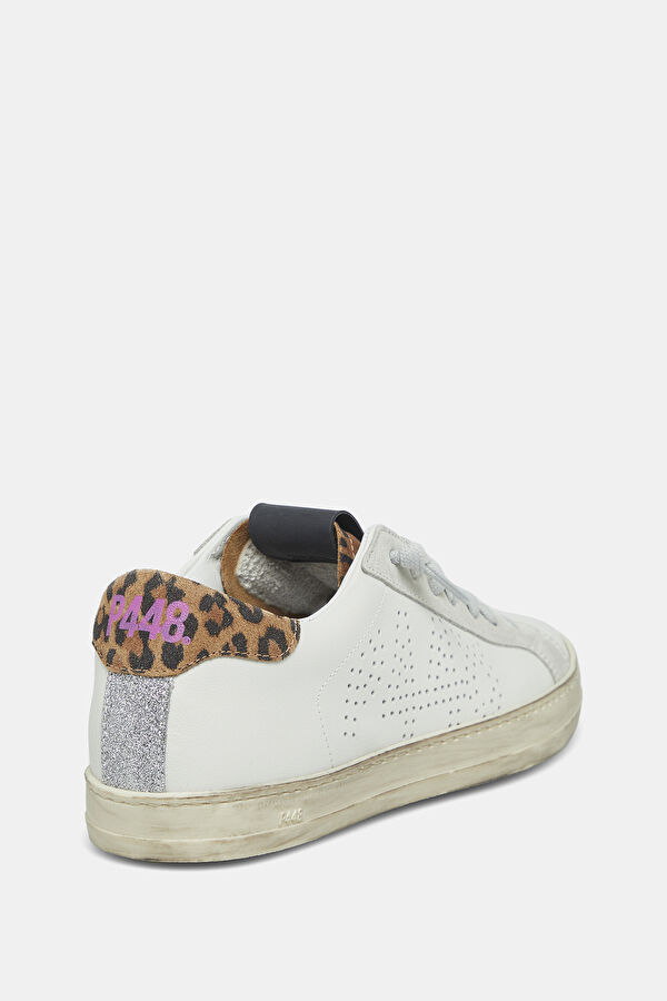 White Sneaker 3