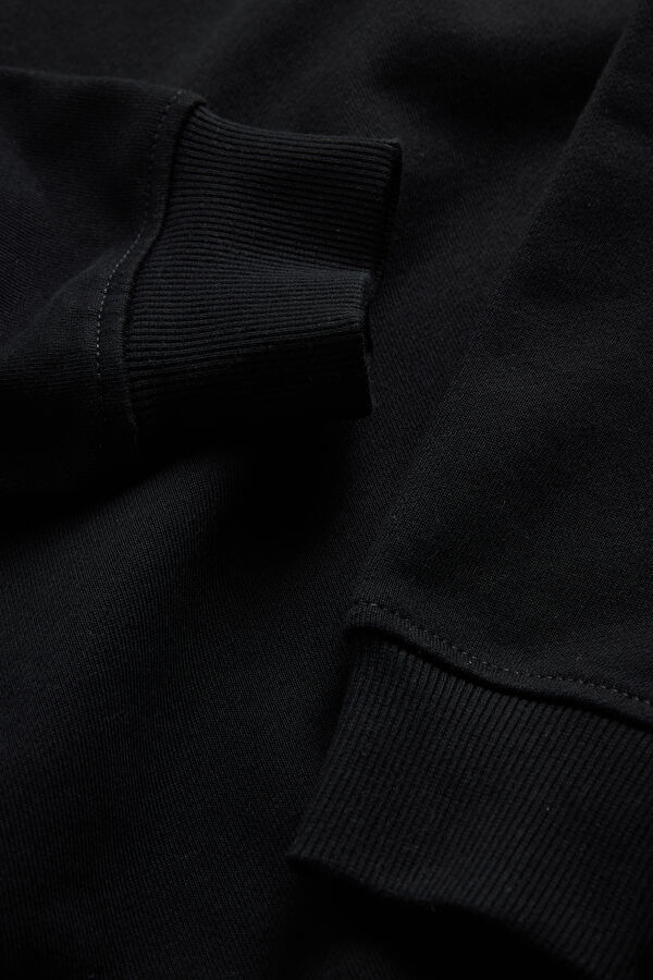 Siyah Relax Kalıp Bisiklet Yaka Sweatshirt 5