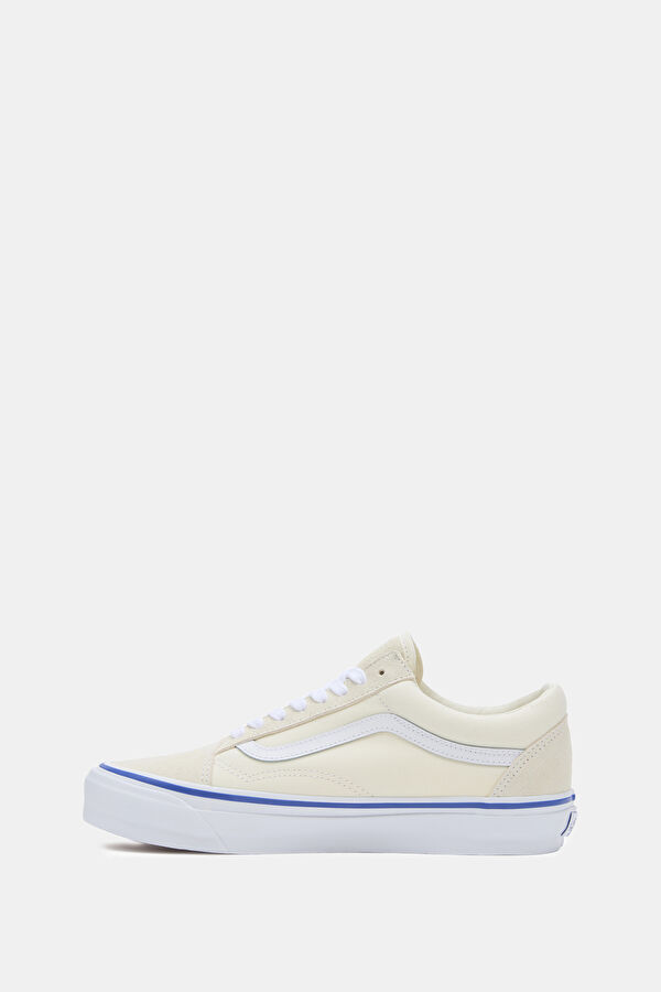 Ecru Sneaker 3