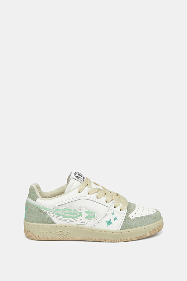 White Sneaker