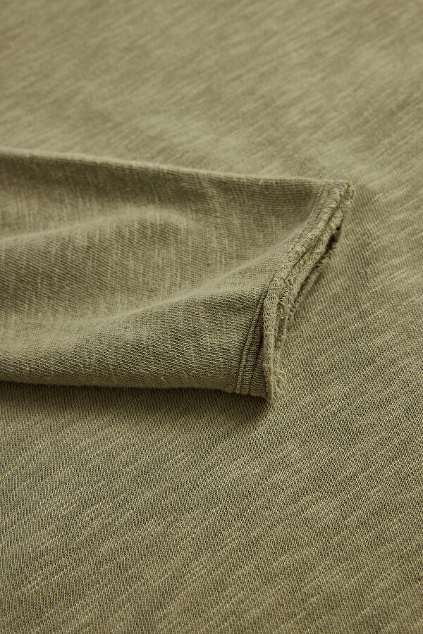 Khaki Tshirt 4