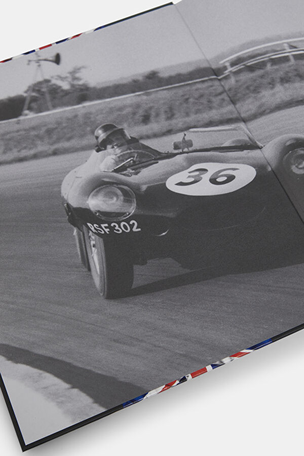 Jaguar Century :100 Years of Automotive Excellence 7