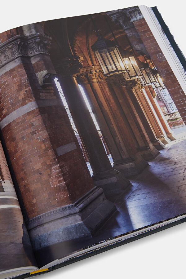 London's Great Railway Stations 9