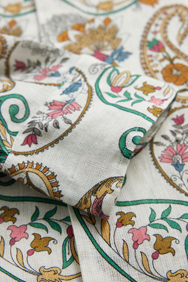 Multicolor Design Filled Shirt 4