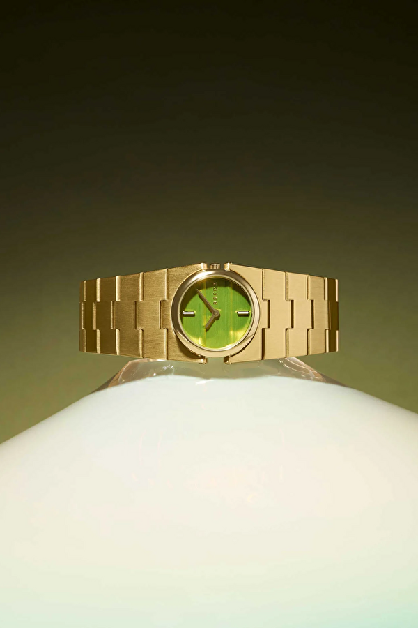 Sync 1752E Gold and Metal Bracelet Watch 25 mm 8