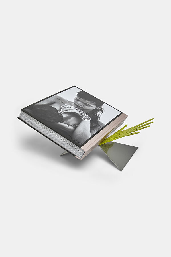 Multicolor Book 7