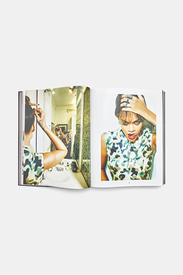Multicolor Book 11