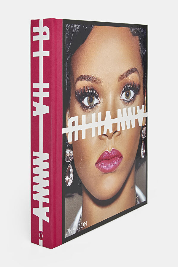 Rihanna 2