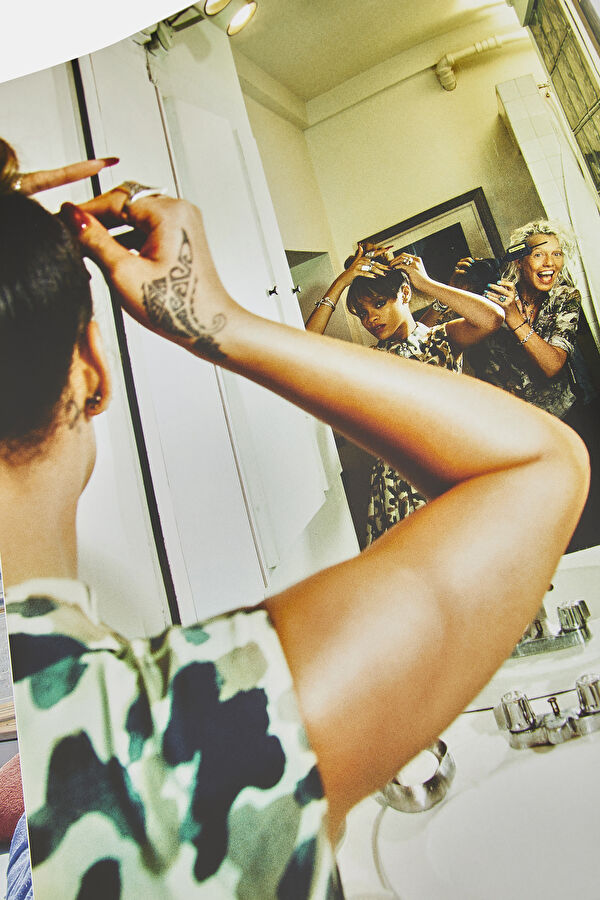 Rihanna 8