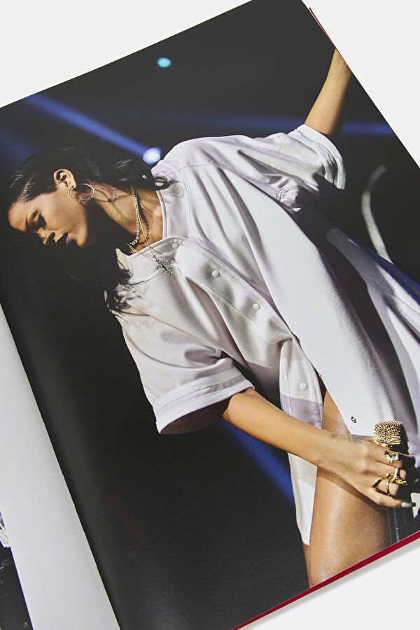 Rihanna 10