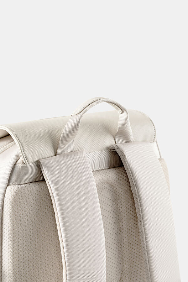 Bobby Soft Daypack Hırsızlık Önleyici Beyaz Sırt Çantası 8