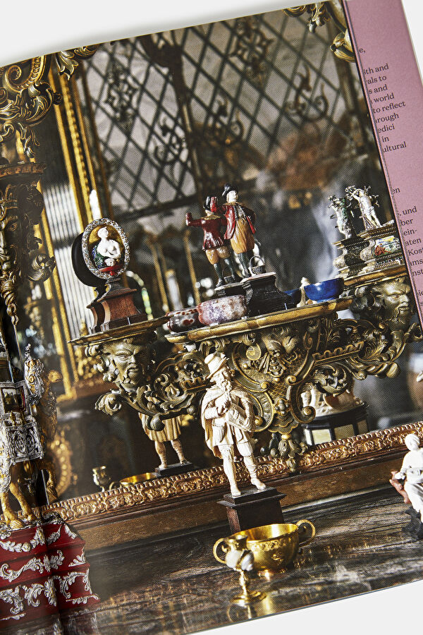 Cabinet of Curiosities 40th Edition 9