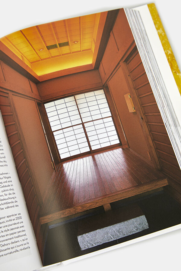 100 Interiors Around the World 18