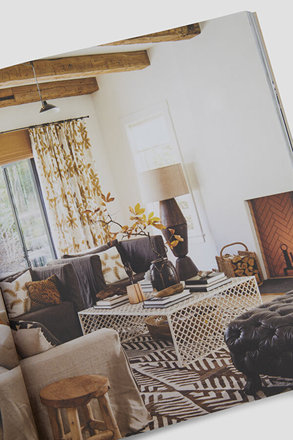Down to Earth: Laid-Back Interiors for Modern Living 6