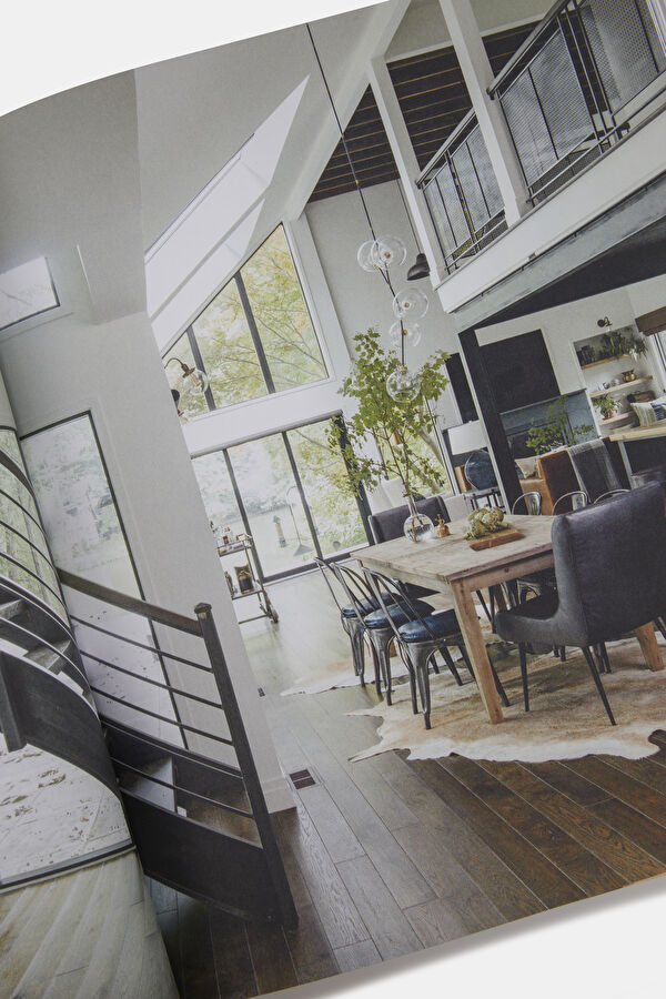 Down to Earth: Laid-Back Interiors for Modern Living 9